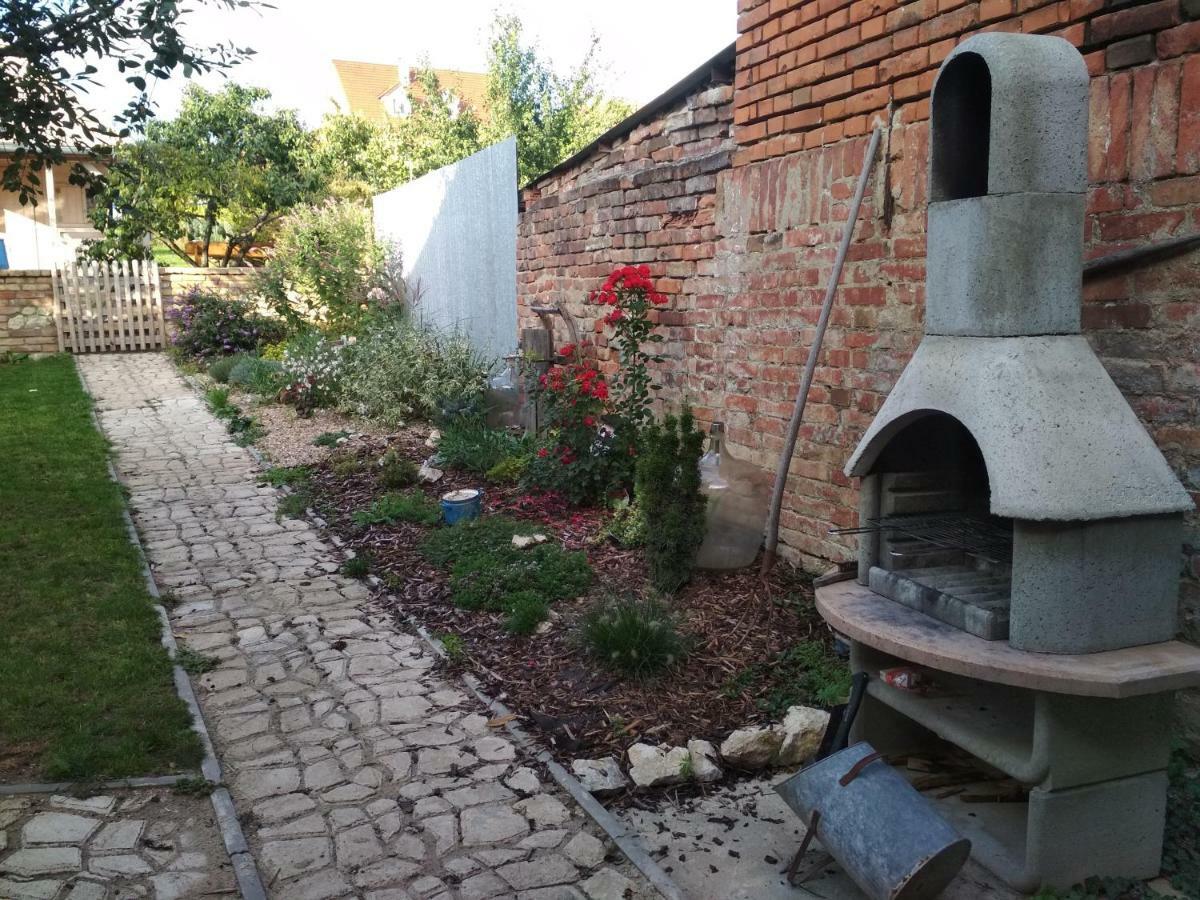 Ubytovani U Lomu Mikulov Exterior foto